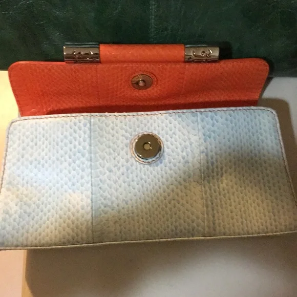 New Katherine Kwei snakeskin day or eve clutch - Picture 2 of 4